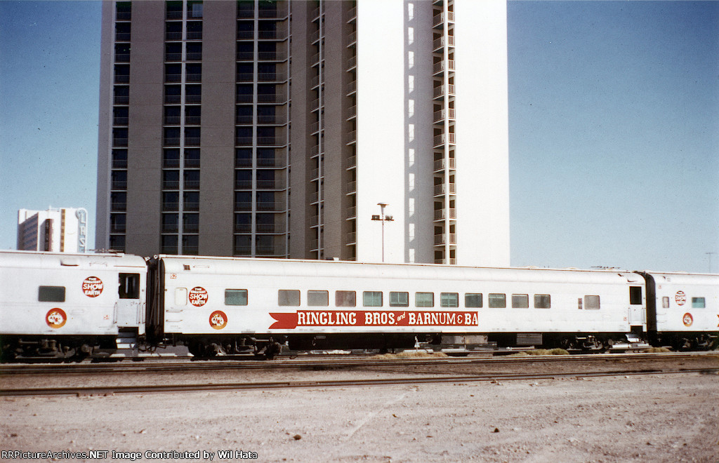 Ringling Bros. Coach 52